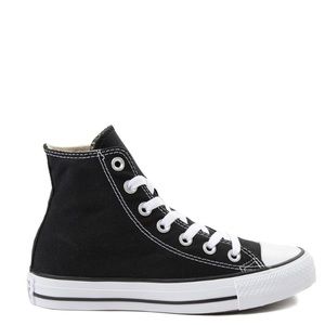 Black high top converse never worn just didn’t fit me.